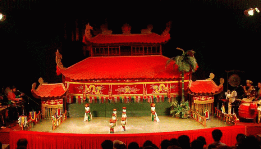 WATER PUPPET SHOW & DINNER IN CRUISE