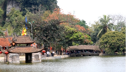 Giá thuê xe đi Chùa Thầy