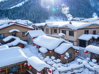 Cáp Nhĩ Tân-Thế Giới Băng Tuyết-Làng Tuyết Hương-6N6D-Ks 4 Sao-Hàng Không VietJet Air