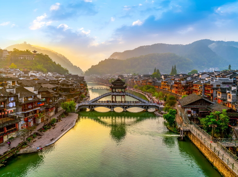 TRUNG QUỐC: ÂN THI - PHƯỢNG HOÀNG CỔ TRẤN - TRƯƠNG GIA GIỚI